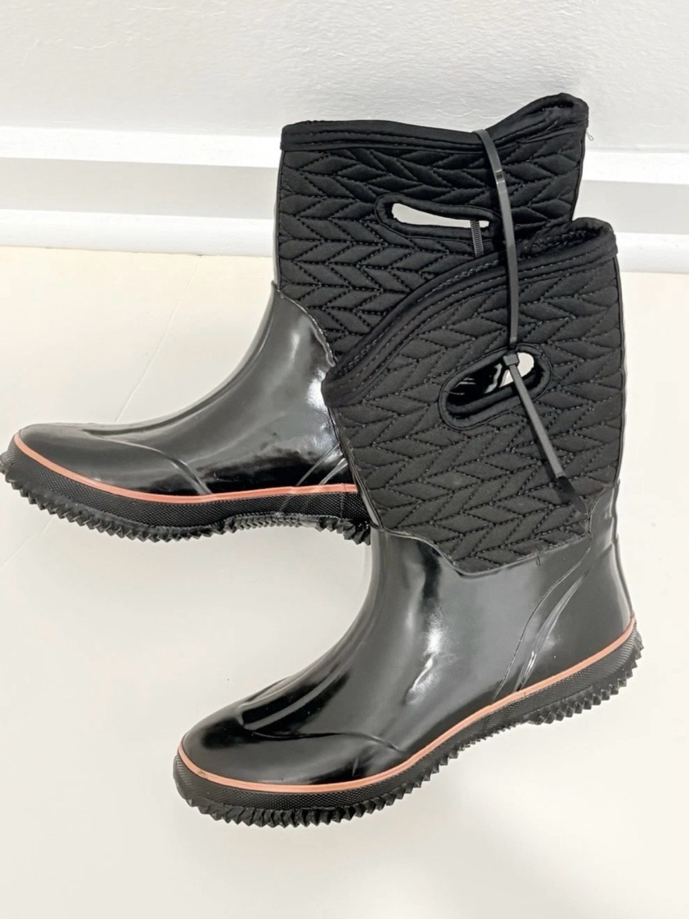 Women’s Black Quilted Rain Boots with Pink Trim Size 7